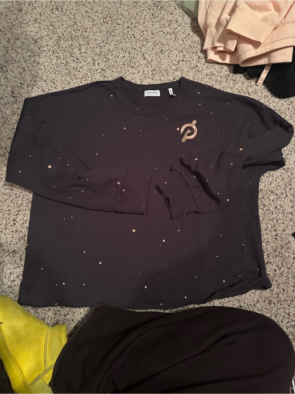 Peloton Black Gray Sweatshirt Gold Show Up Logo Large